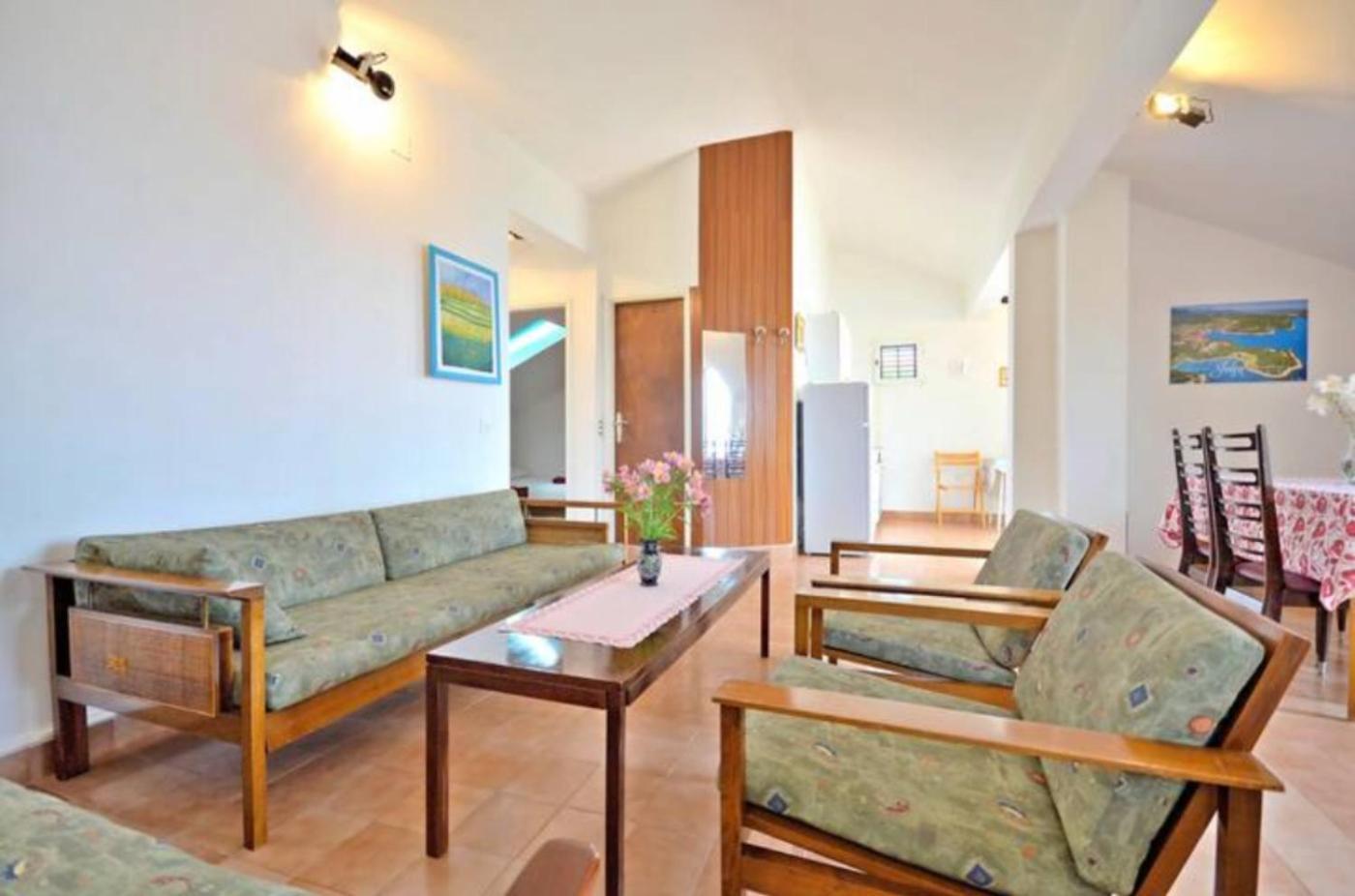 Apartment Bozikovic - Jelsa - Vitarnja Екстер'єр фото